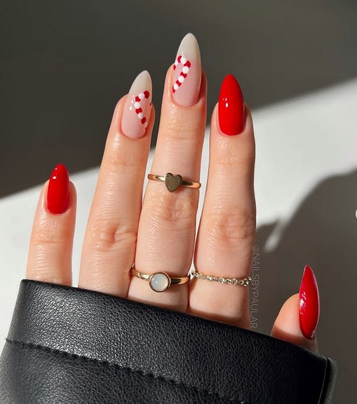 Best 11 Candy Cane nail designs try this season