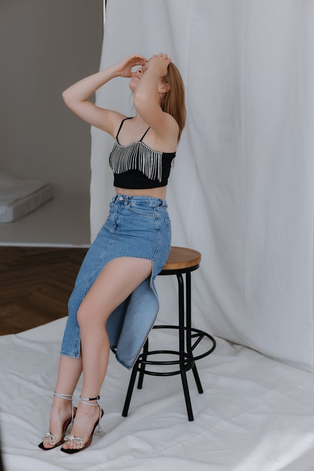 Denim Outfit ideas on Valentine Day4