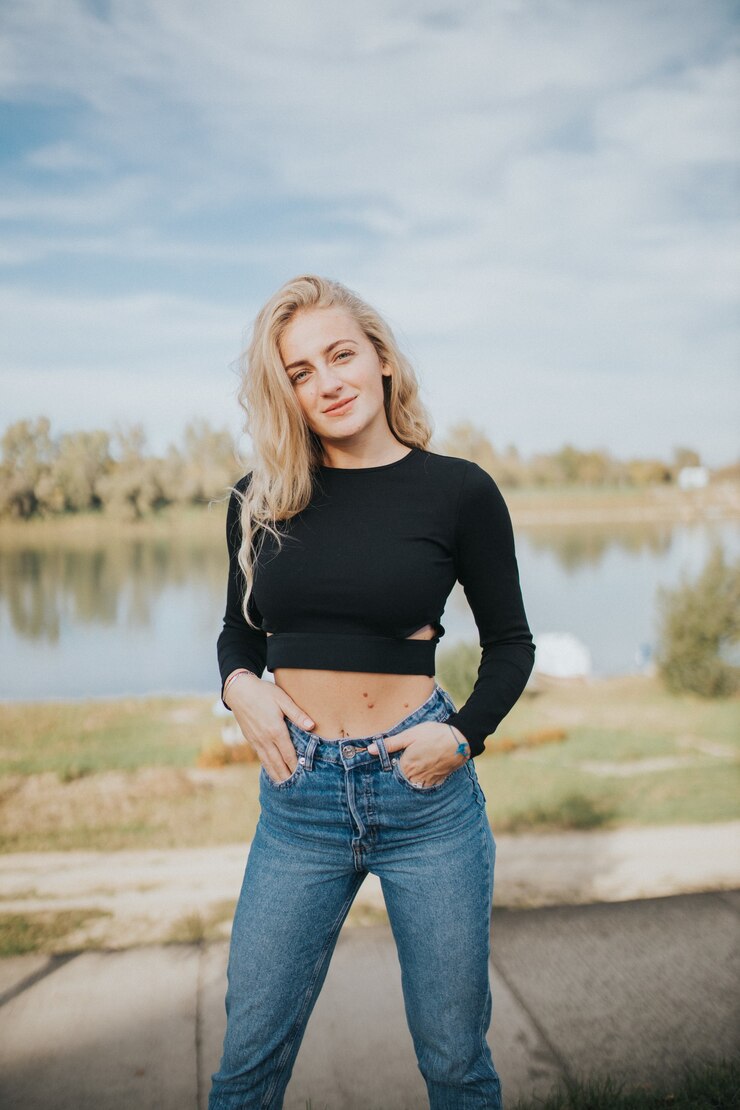 Denim Outfit ideas on Valentine Day7