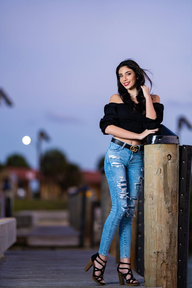 Denim Outfit ideas on Valentine Day9