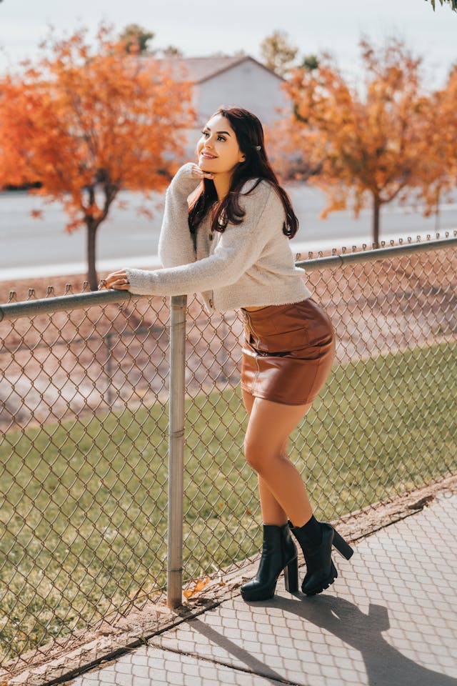 Stylish Skirt with a Blouse on Valentine Day4